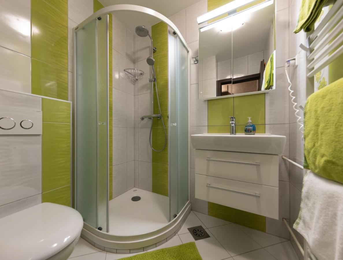 Apartma Krvavec - Cosy Mountain Retreat แซเคลียนาโกเรนสเคม ภายนอก รูปภาพ
