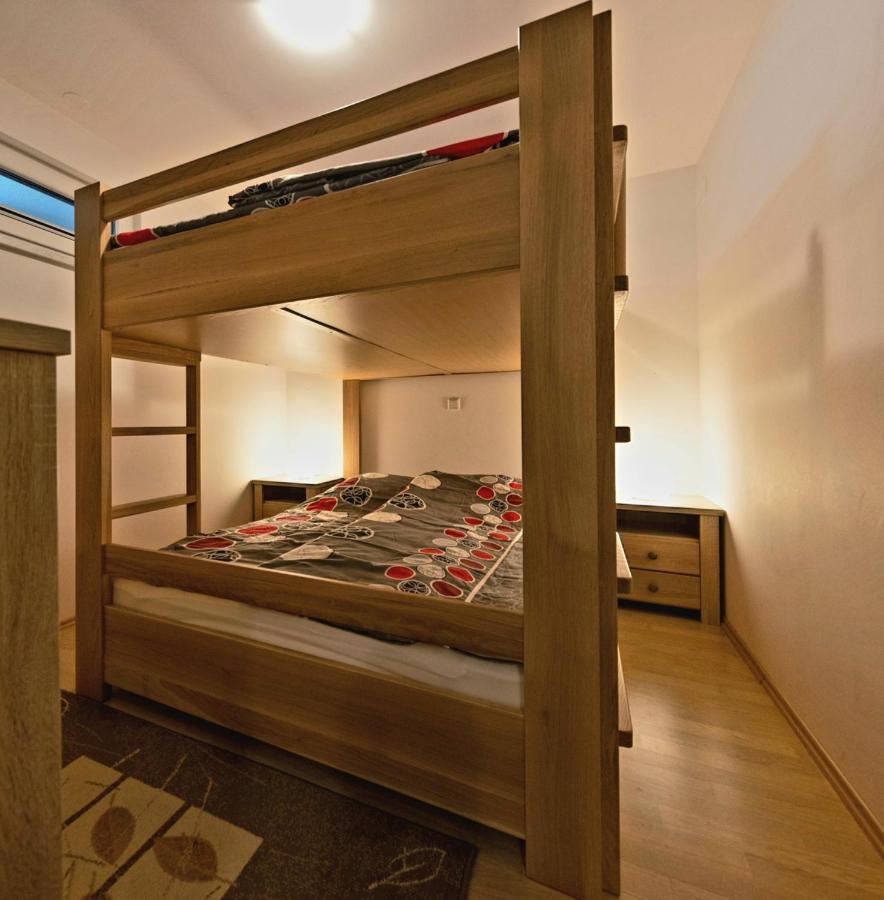 Apartma Krvavec - Cosy Mountain Retreat แซเคลียนาโกเรนสเคม ภายนอก รูปภาพ